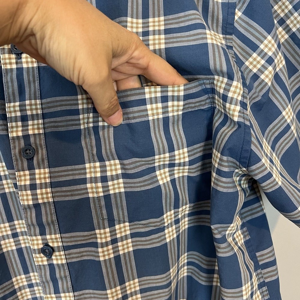 Patagonia Men's Short Sleeve Shirt Size Large Button Blue Plaid Organic Cotton - Picture 5 of 9